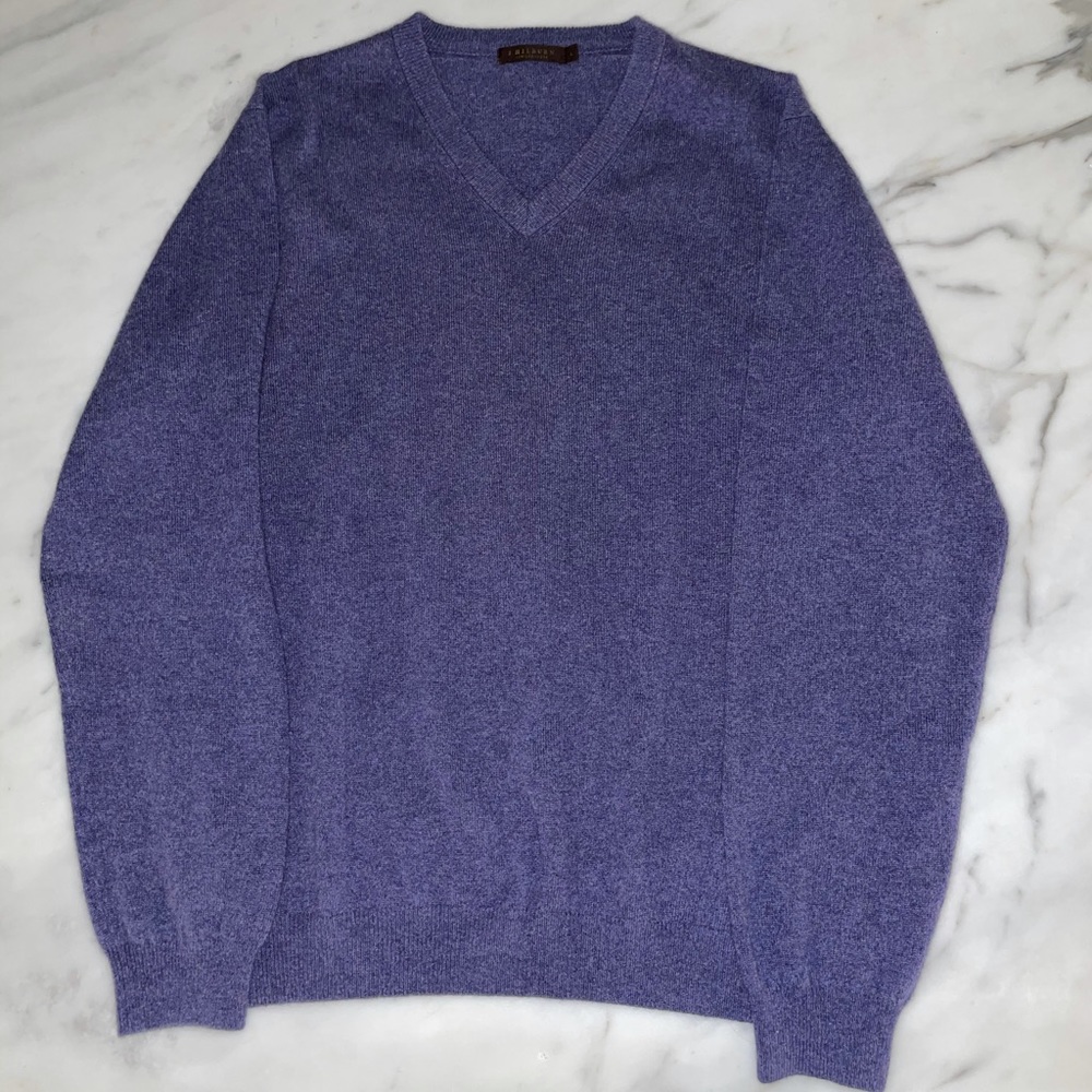 J. Hilburn Men’s Cashmere V-neck Sweater size L